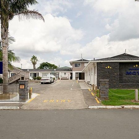 Pukekohe Motel Экстерьер фото