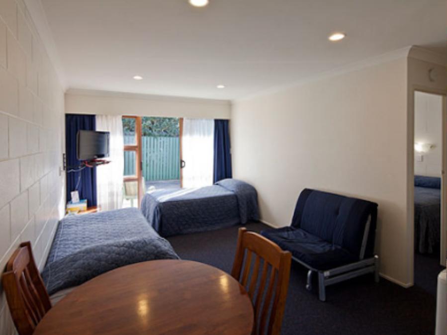 Pukekohe Motel Экстерьер фото