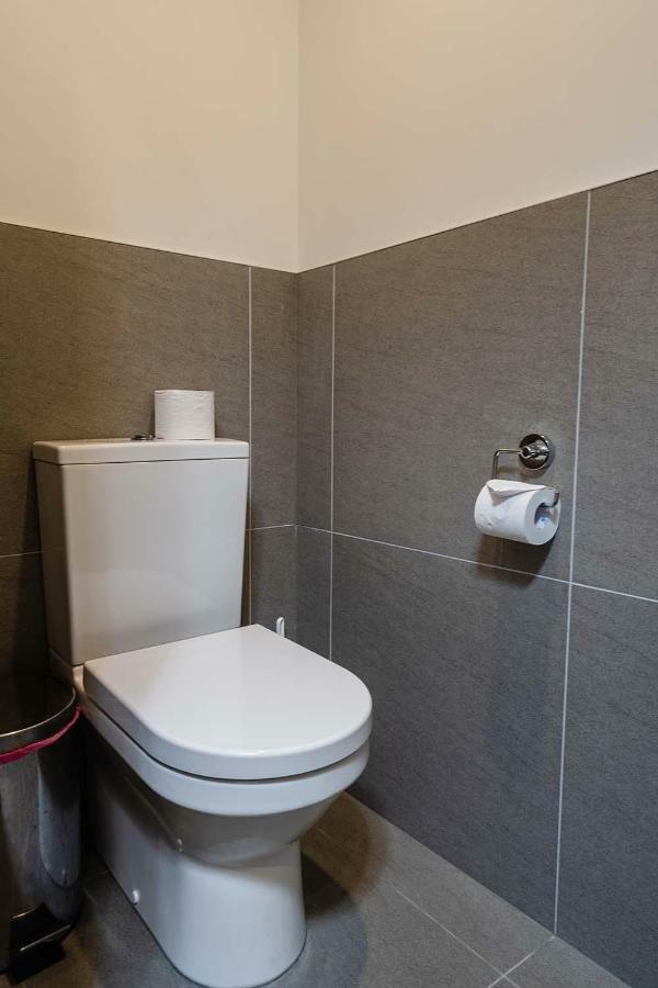 Pukekohe Motel Экстерьер фото