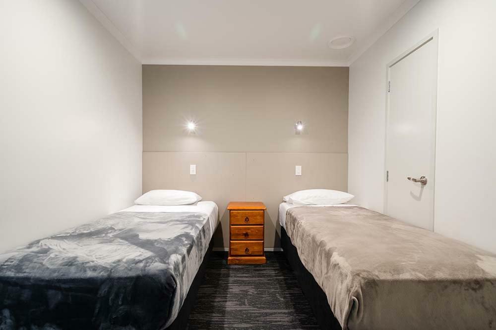 Pukekohe Motel Экстерьер фото